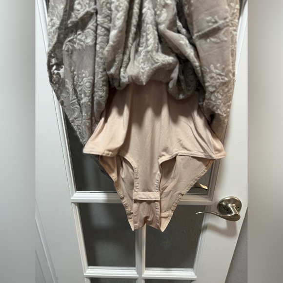 NWOT Olivaceous Sheer Lace Maxi Dress - Picture 7 of 15